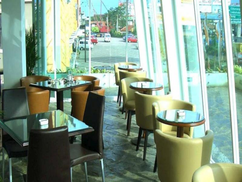 Hotel Pesona By La’riz Cikarang