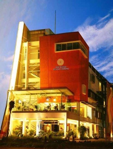 Pesona By La’riz Hotel