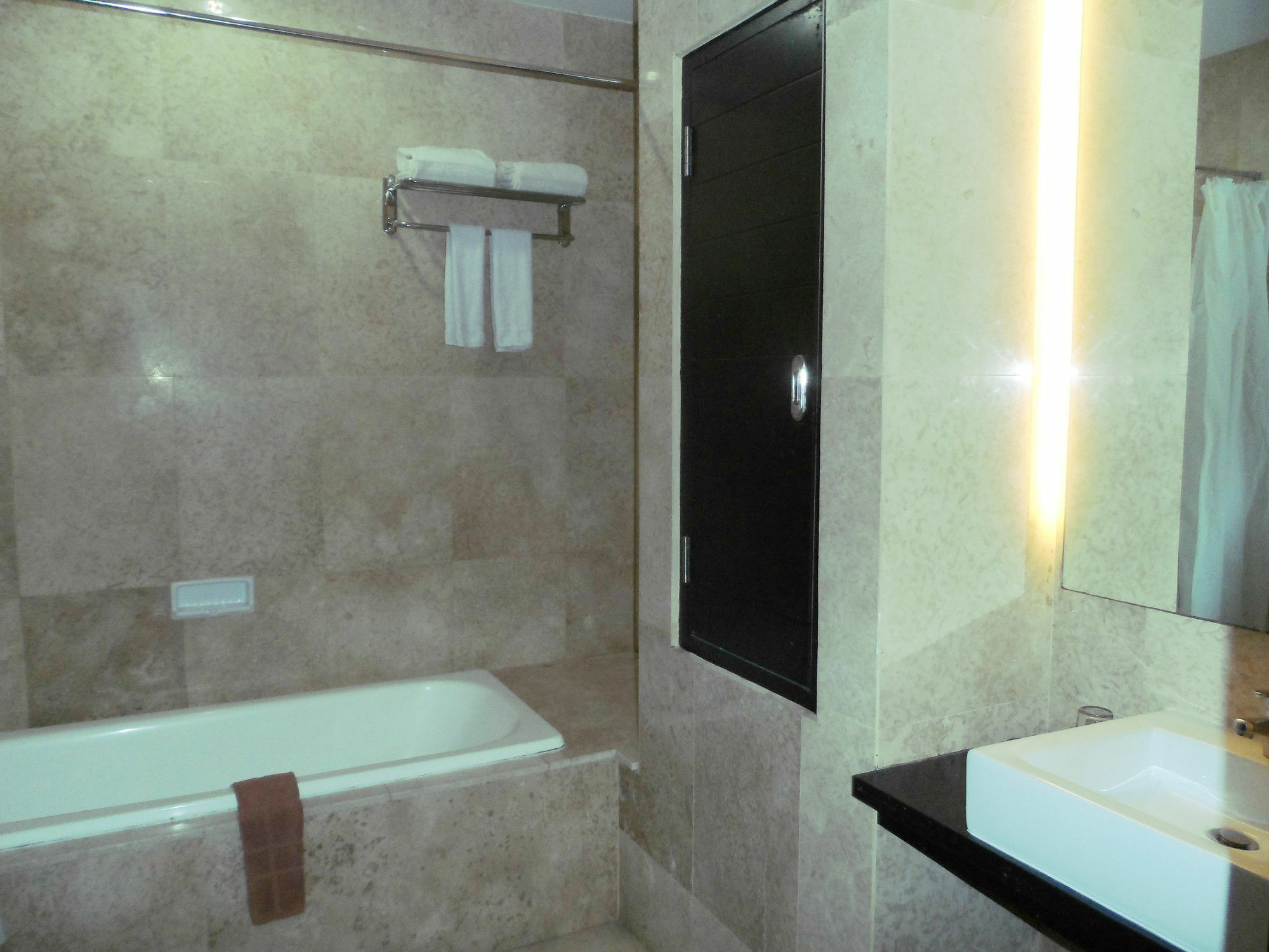 Pesona By La’riz Hotel Cikarang